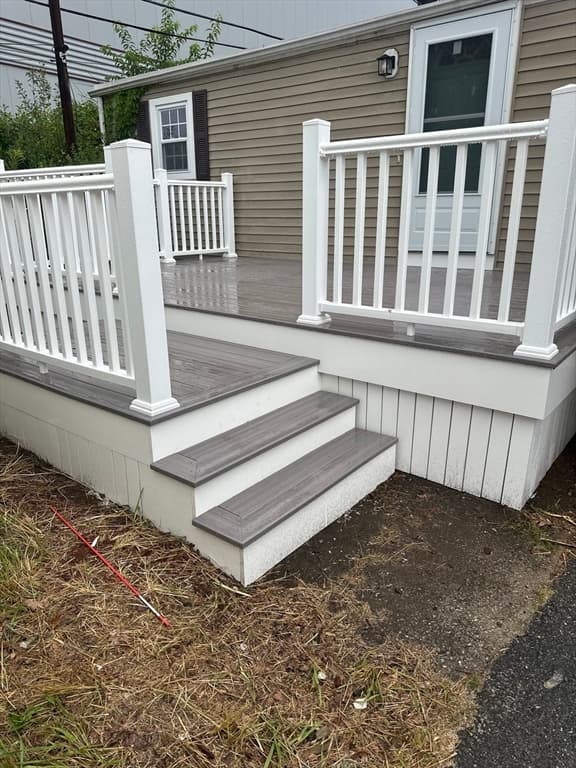 466 Newberry # 3, Danvers MA 01923