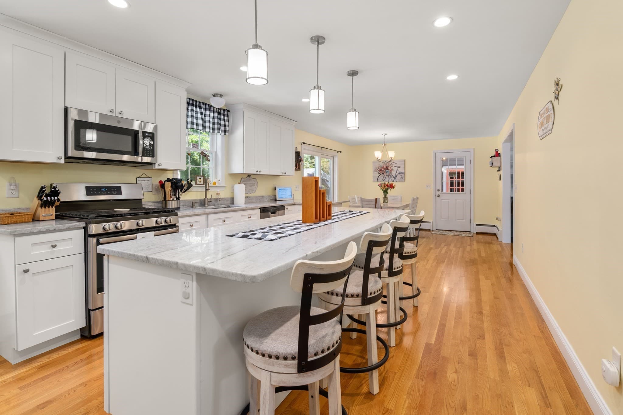Single Family Residence at 12 Merritt, Groveland MA 01834, Groveland, photo 3 of 31