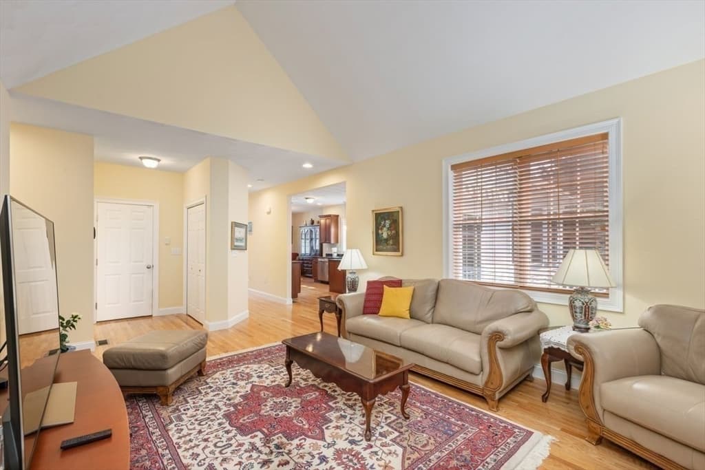 17 Stone Castle Dr # 17, Methuen MA 01844 photo 21