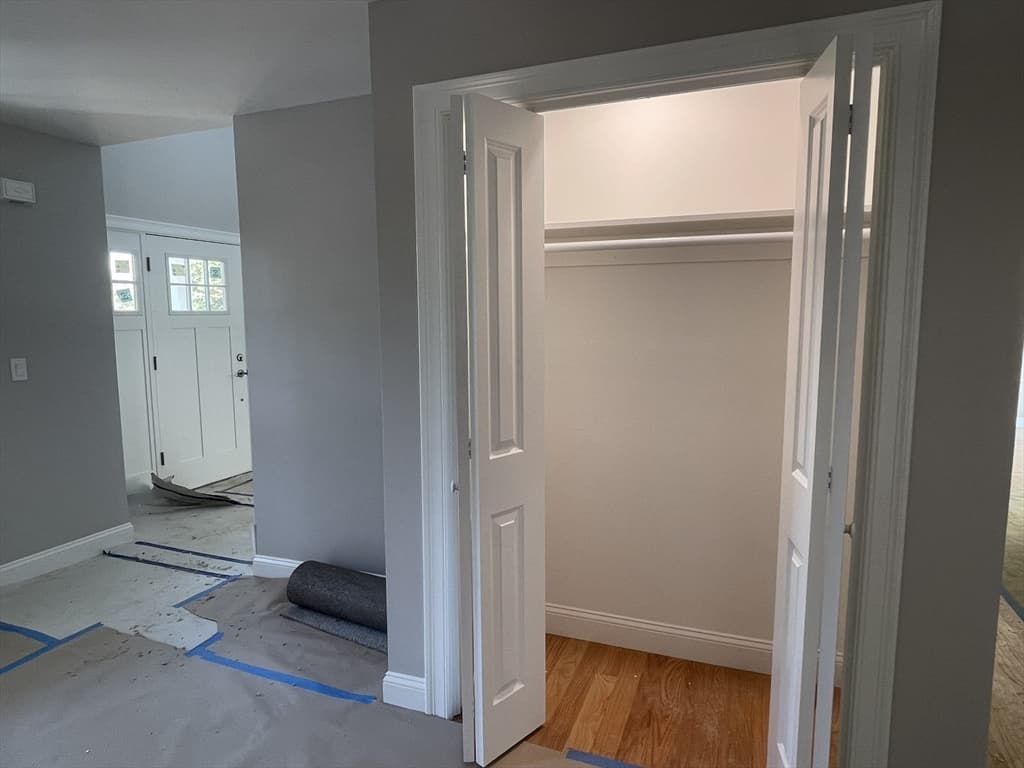 1 Old Fall River Rd, Dartmouth MA 02747 photo 15