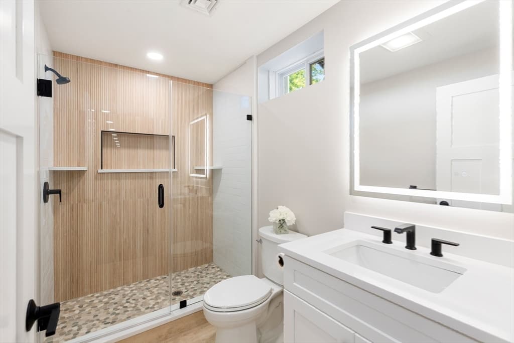 SIX Lane Avenue, Bedford MA 01730 photo 28