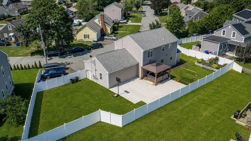 65 Armsby St, New Bedford MA 02745 photo 27