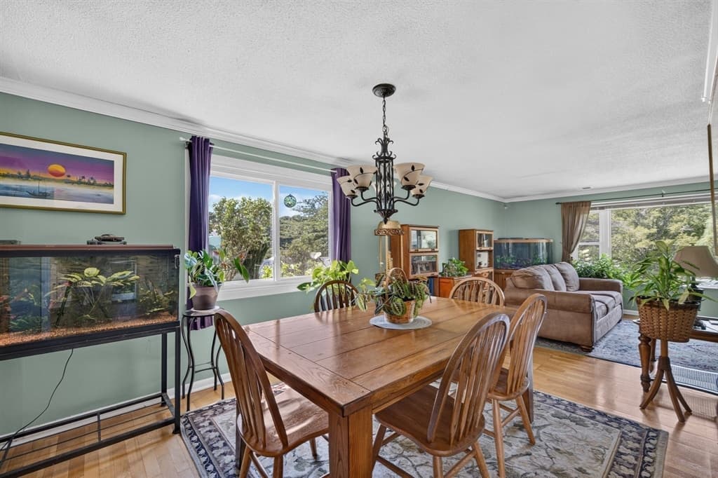 6 Topaz Ln, Dartmouth MA 02747 photo 9