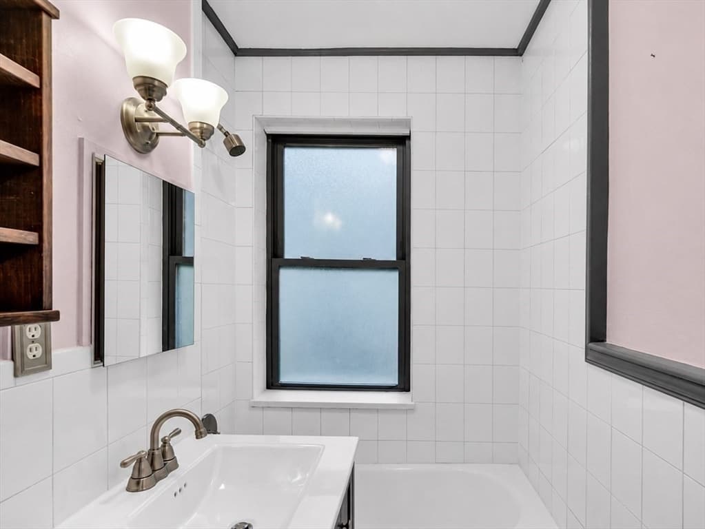 1662 Commonwealth Ave # 41, Boston MA 02135 photo 7