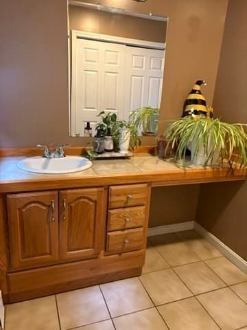 777 New Plainville Rd, New Bedford MA 02747 photo 12