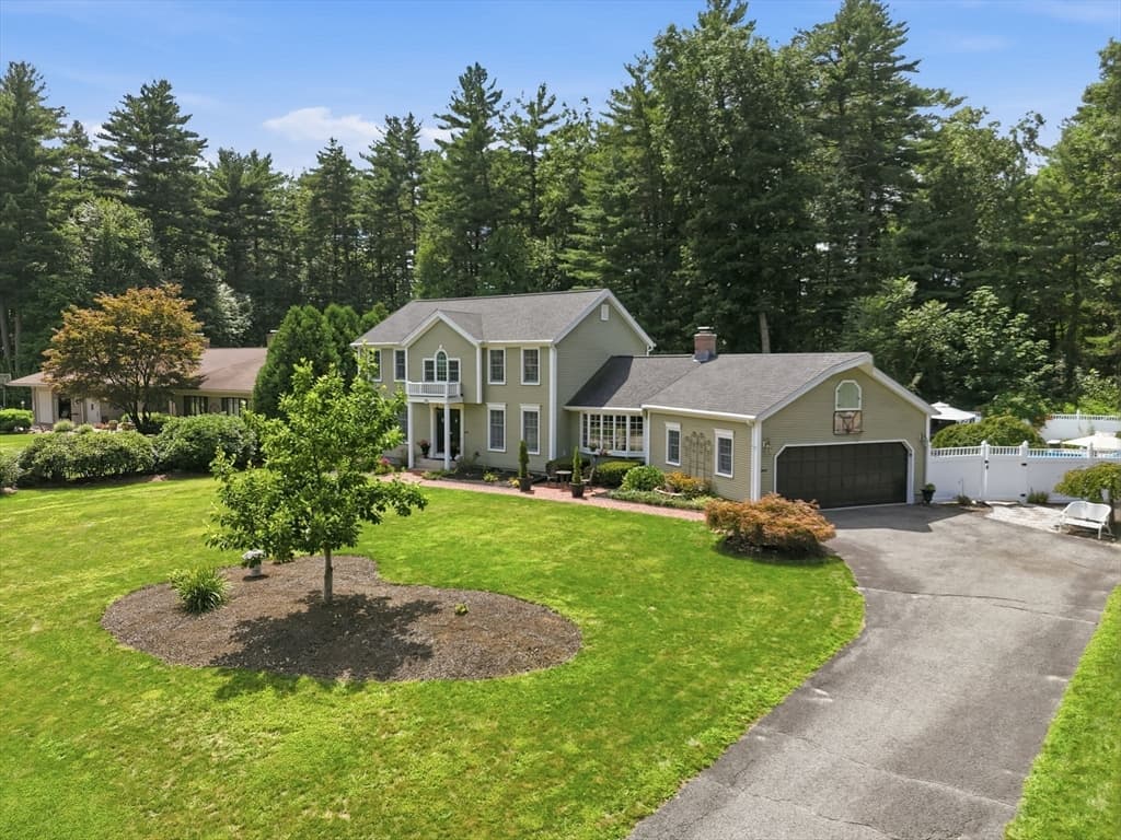 27 Shirley St, Wilbraham MA 01095 photo 3