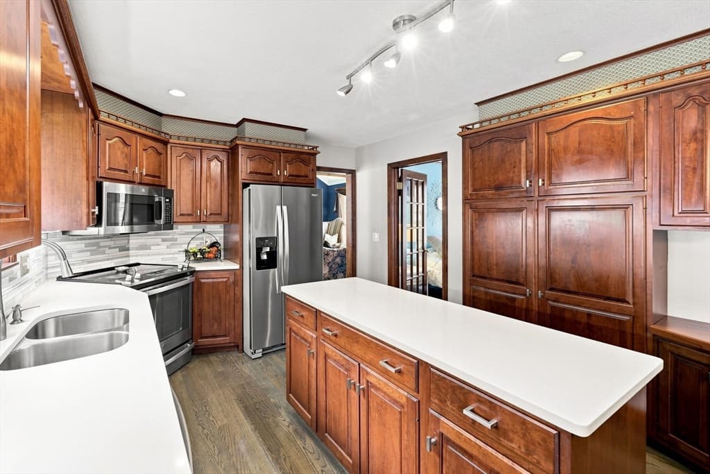 27 Shirley St, Wilbraham MA 01095 photo 10