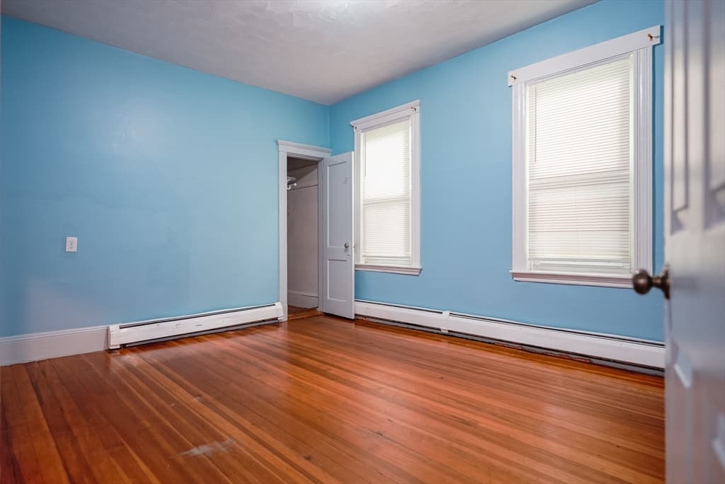 29 Wildwood St, Boston MA 02124 photo 6