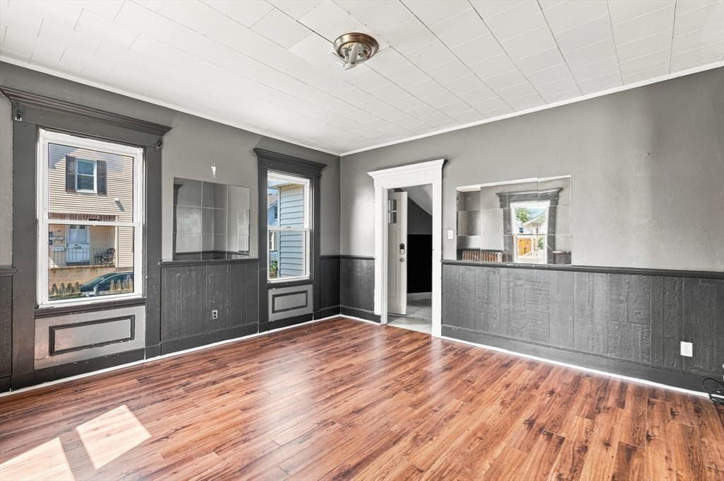294 Weld St, New Bedford MA 02740 photo 12
