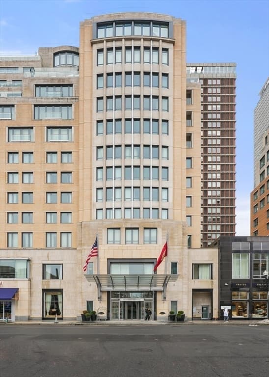 778 Boylston St # 4A, Boston MA 02199