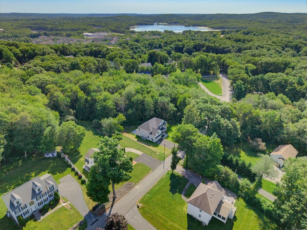 457 Walnut St, Shrewsbury MA 01545 photo 4