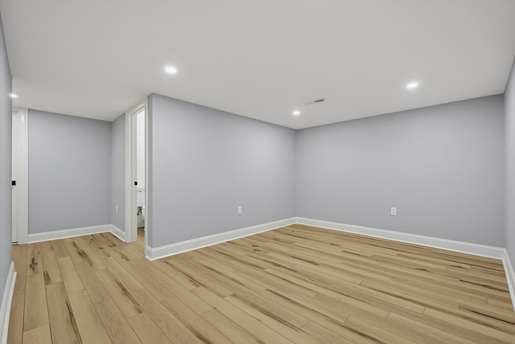 457 Walnut St, Shrewsbury MA 01545 photo 25