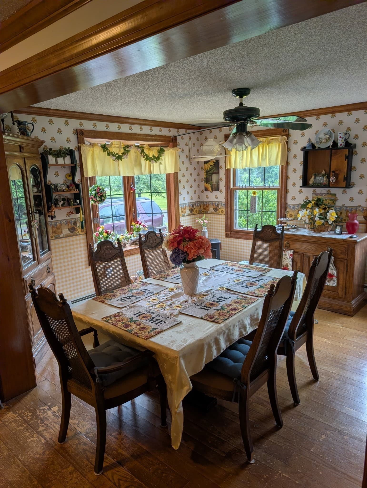 Single Family Residence at 100 Wildwood, East Brookfield MA 01515, East Brookfield, photo 3 of 24
