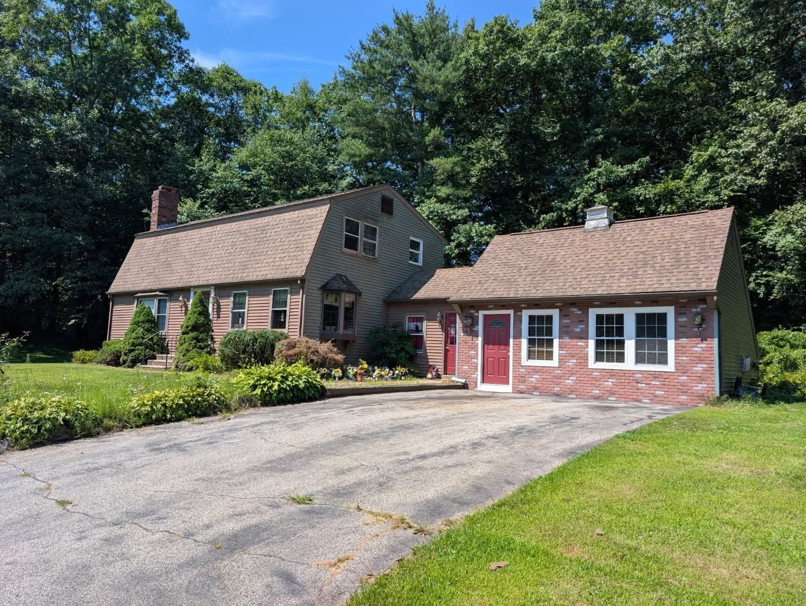 100 Wildwood, East Brookfield MA 01515