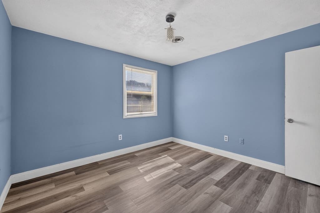 50 Clark St # 12, Fall River MA 02720 photo 22