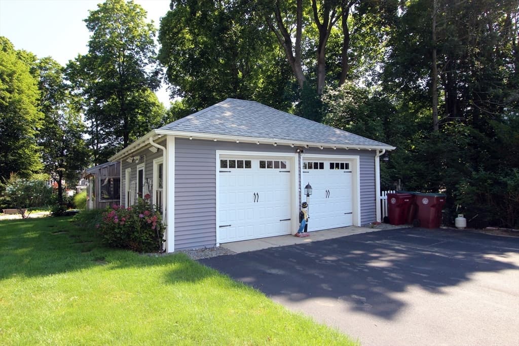 35 Peirce Street, Middleboro MA 02346 photo 8