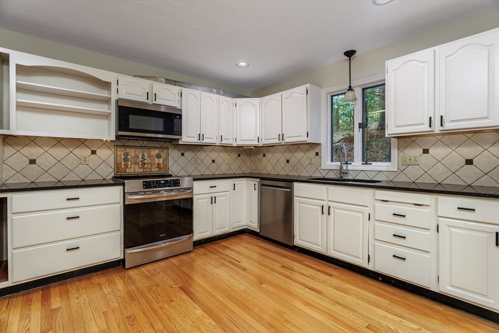 3 Sargent Rd, Bolton MA 01740 photo 9