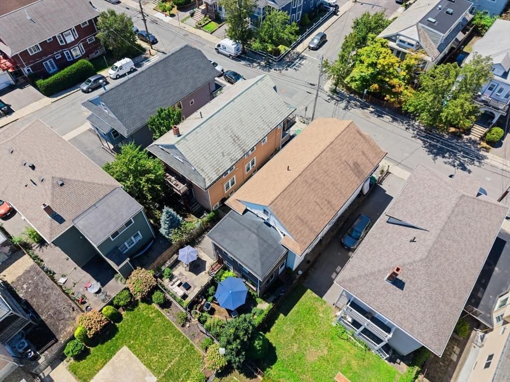 110 W Adams St, Somerville MA 02144 photo 4