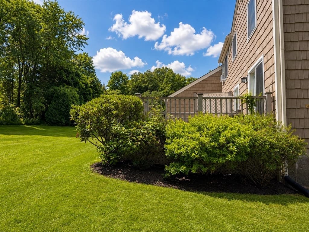 62 Laurel St # B, Greenfield MA 01301 photo 3