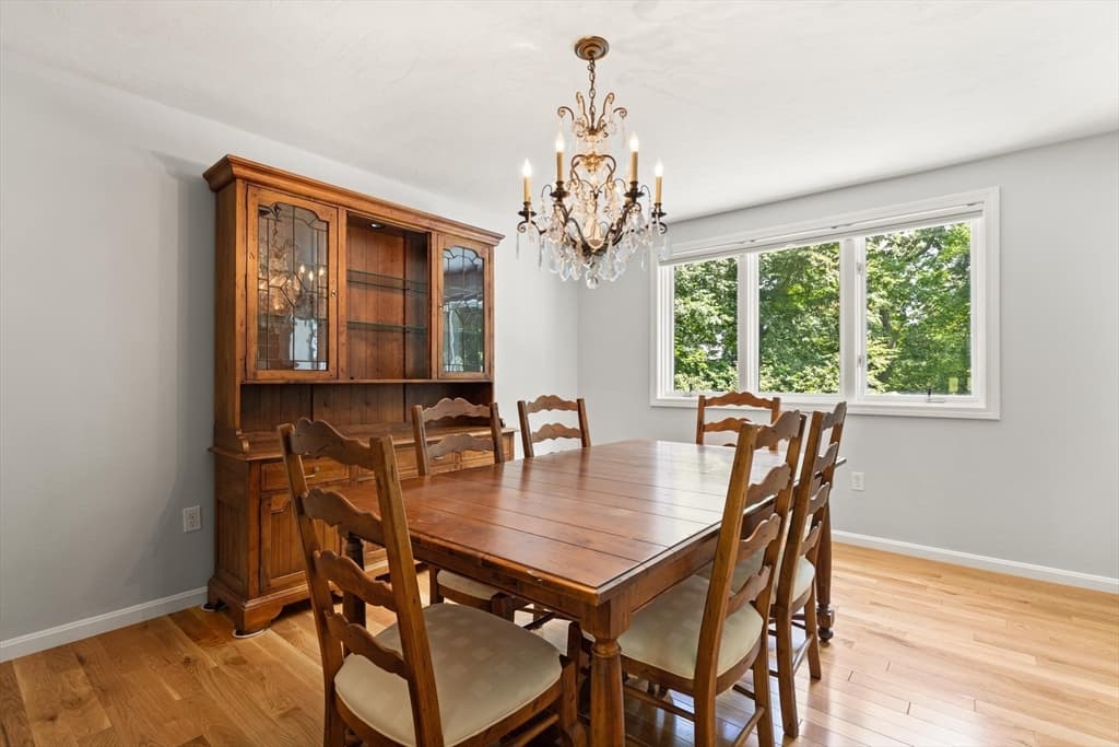 24 Minihans Ln, Quincy MA 02169 photo 7