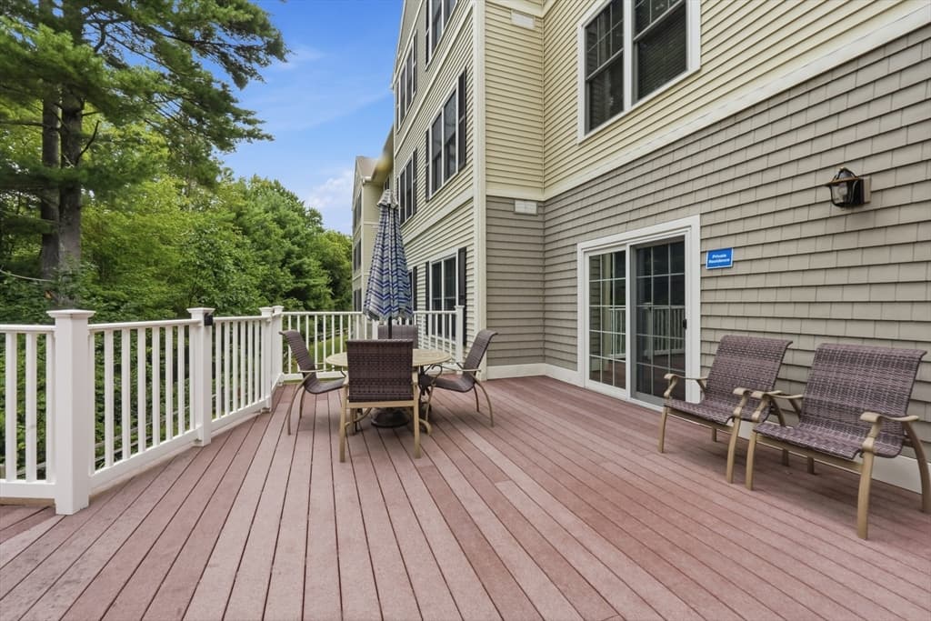 Condominium at 7 Crescent Way # 306, Sturbridge MA 01518, Sturbridge, photo 37 of 42