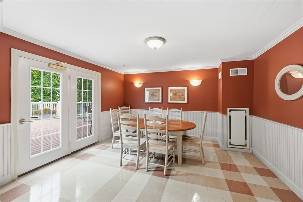 Condominium at 7 Crescent Way # 306, Sturbridge MA 01518, Sturbridge, photo 35 of 42