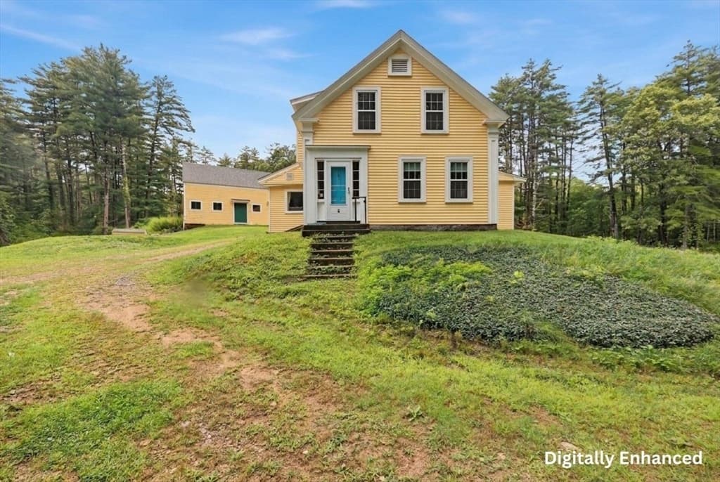 5 Meadowbrook Road, Amesbury MA 01913