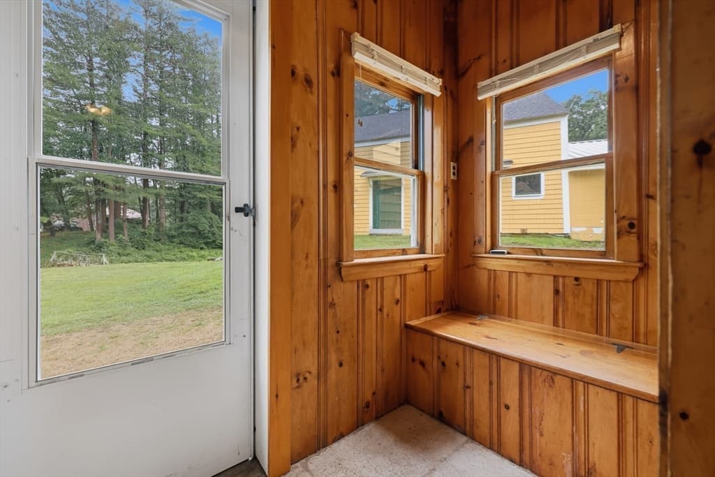 5 Meadowbrook Road, Amesbury MA 01913 photo 8