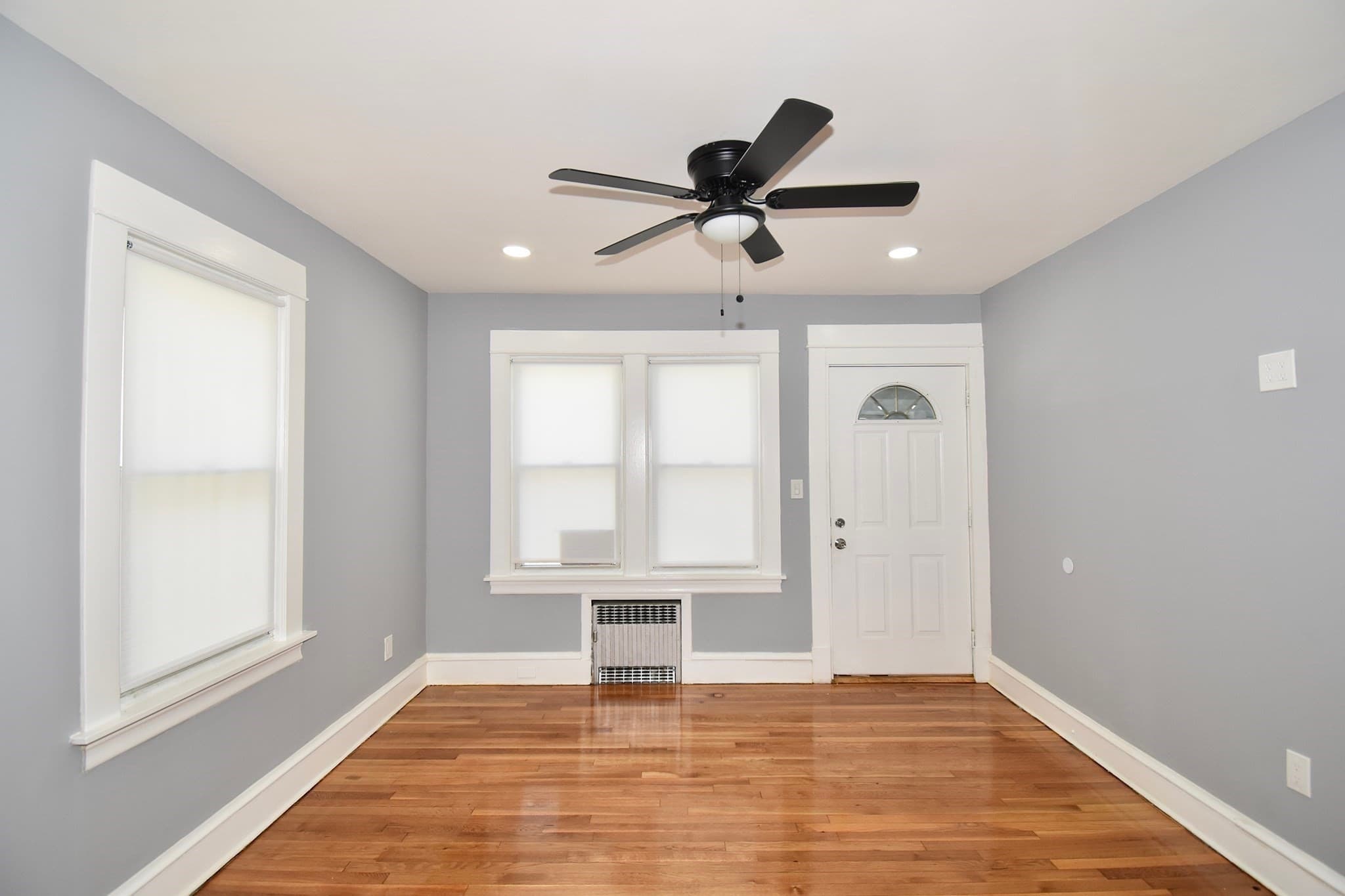 Single Family Residence at 119 Littleton St, Springfield MA 01104, Springfield, photo 13 of 24