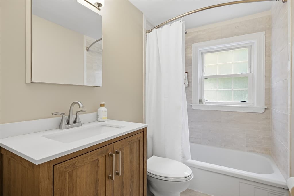 127 Isabelle, Abington MA 02351 photo 17