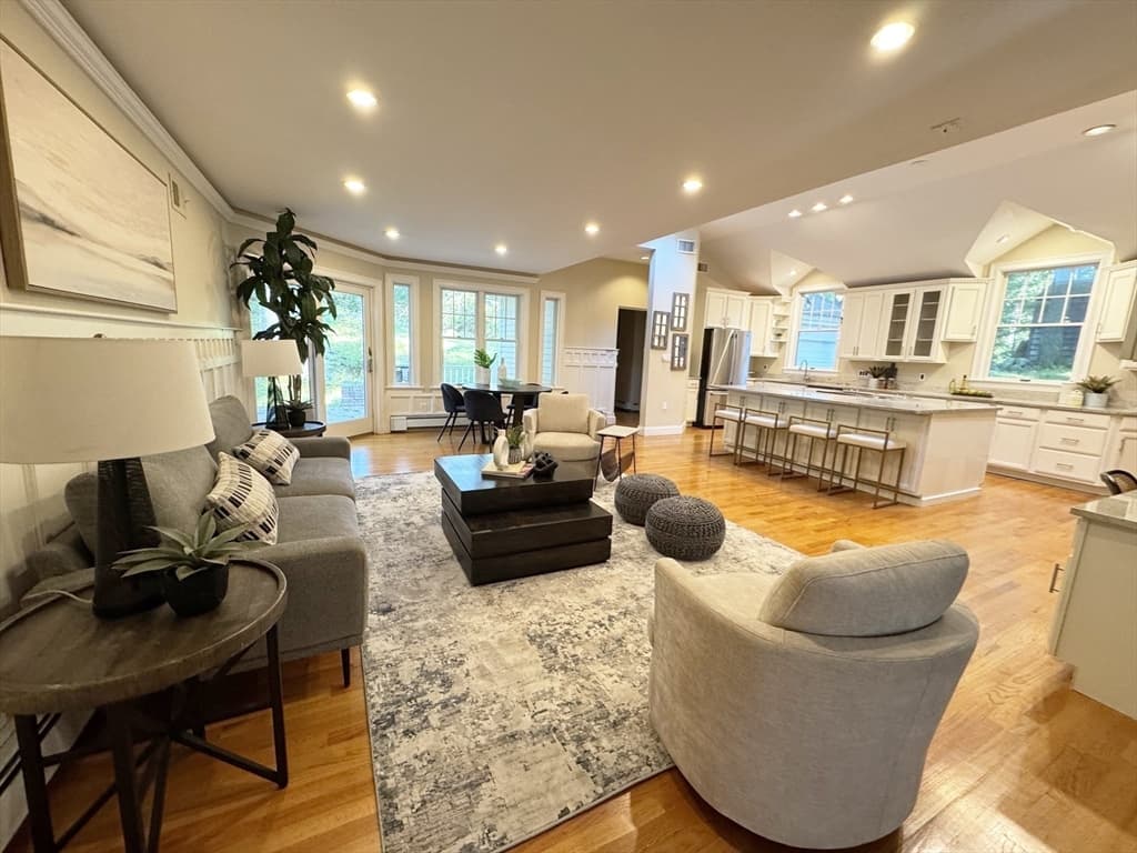 27 Gammons Rd, Newton MA 02468 photo 5