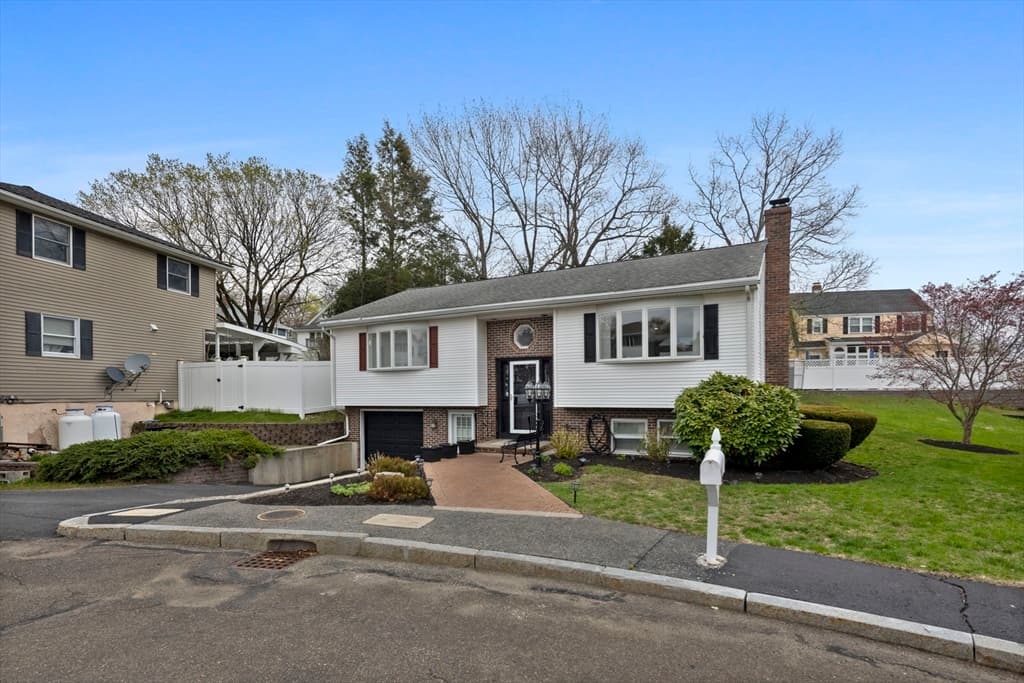 30 Mammola Way, Medford MA 02155 photo 3