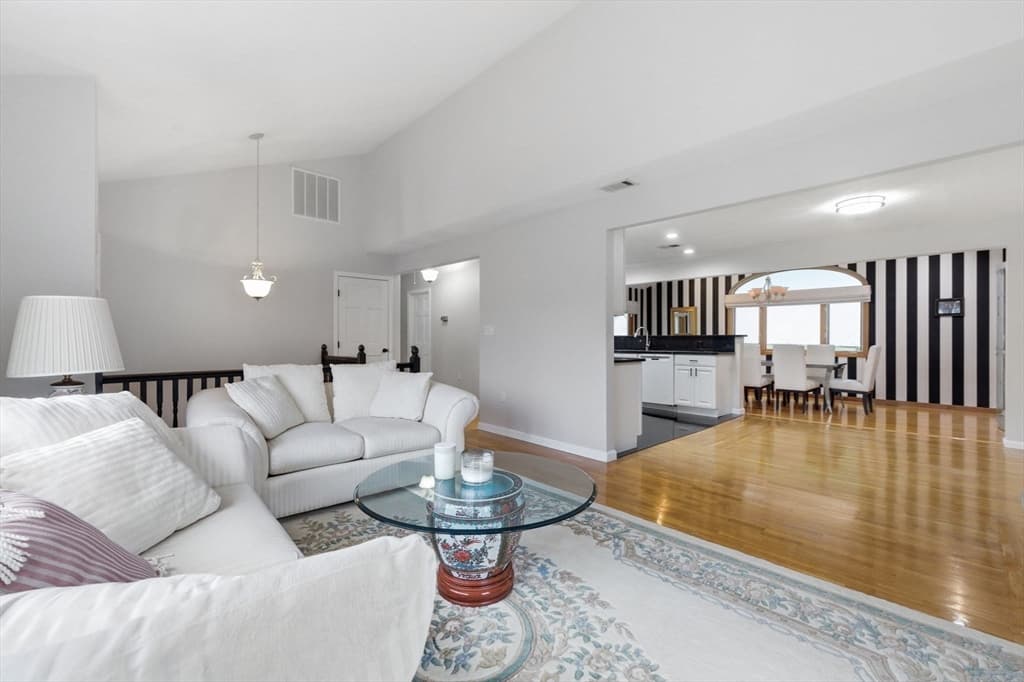 30 Mammola Way, Medford MA 02155 photo 20