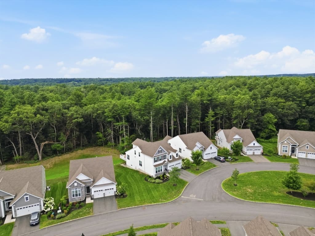 112 Glen Ellen Blvd # 112, Millis MA 02054 photo 4