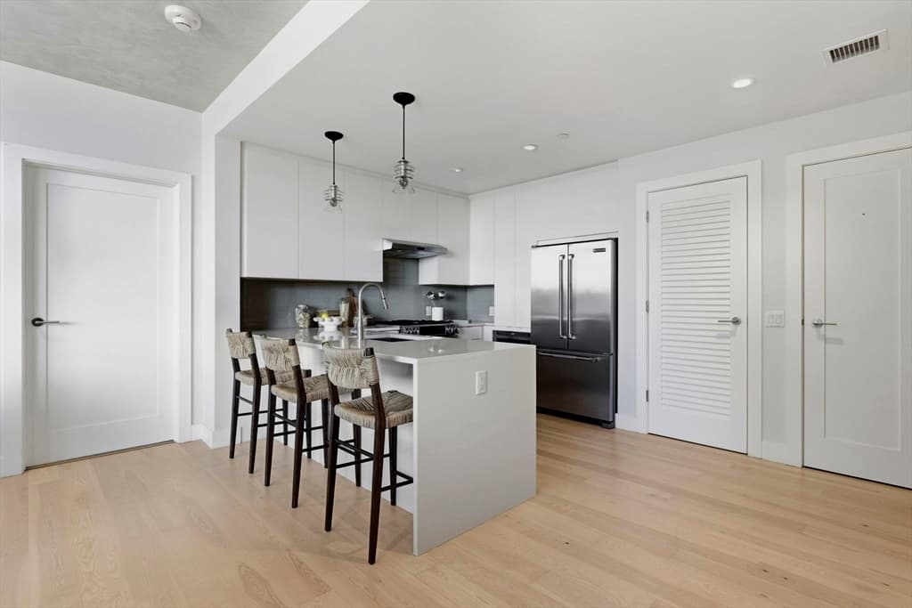 32 Traveler Street # 303, Boston MA 02118 photo 13