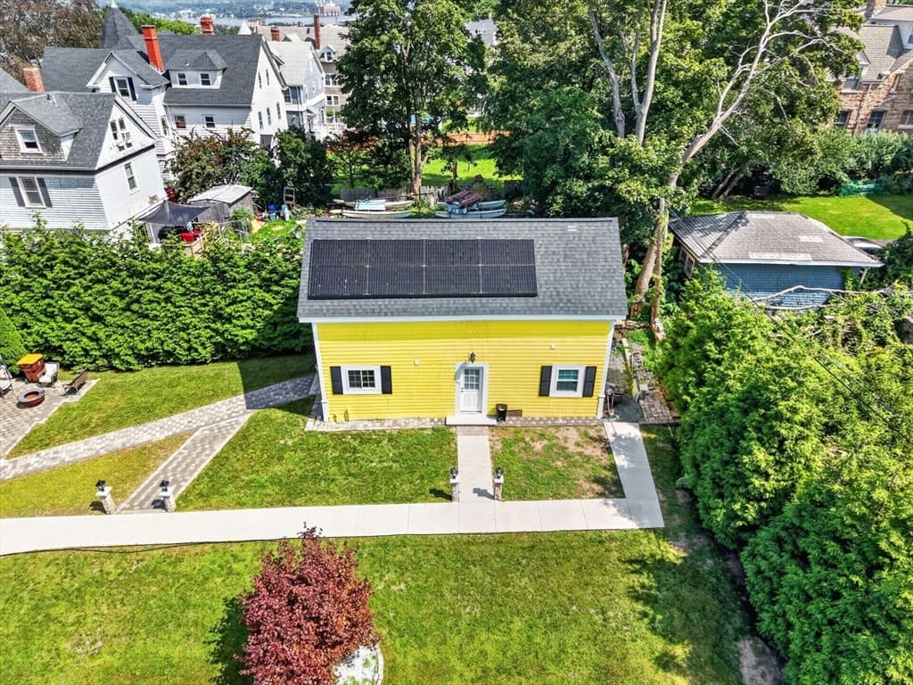 153 Belmont St, Fall River MA 02720 photo 39