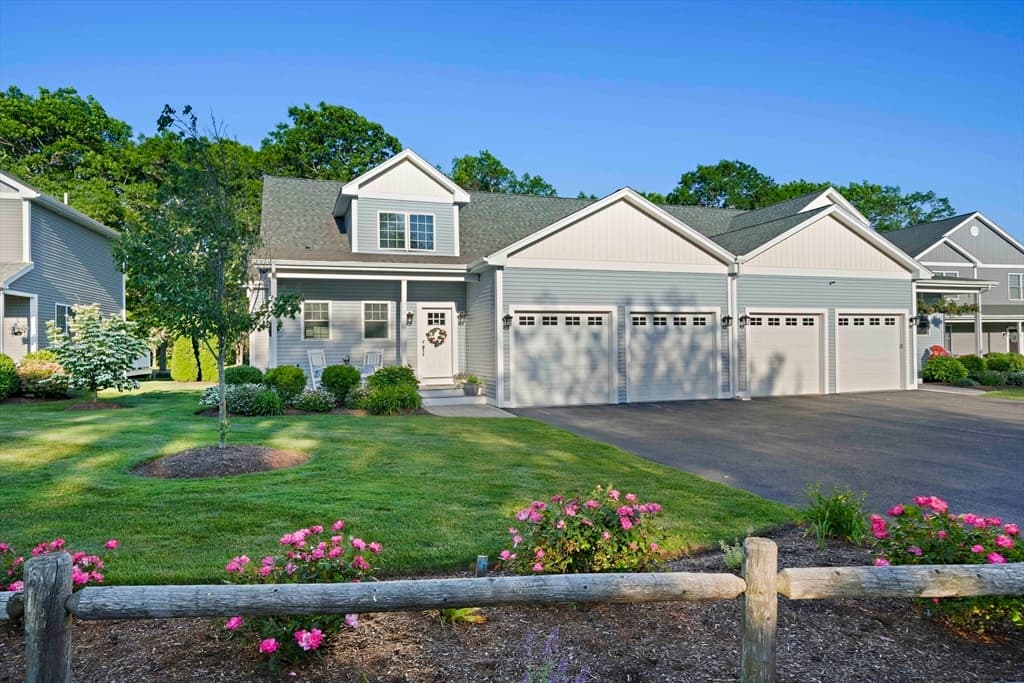 38 Cahoon Rd # 38, Wareham MA 02532 photo 2