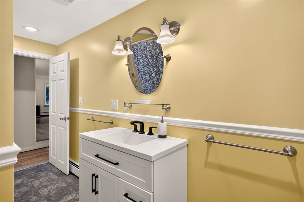 14 Veeder Dr, Falmouth MA 02536 photo 27