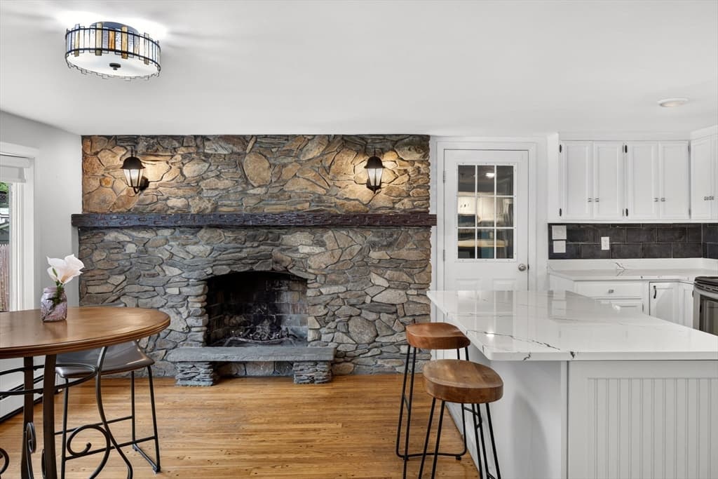 14 Veeder Dr, Falmouth MA 02536 photo 12