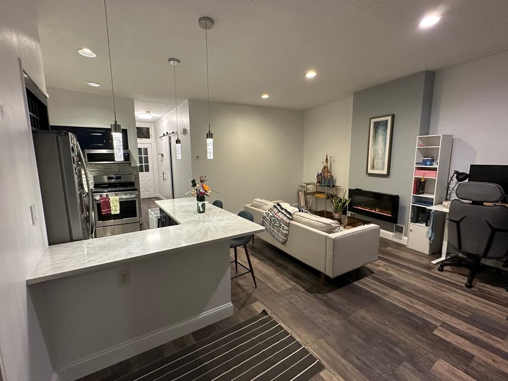 40-40A Newbern, Boston MA 02130