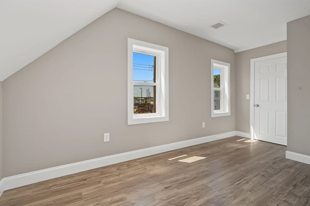 85 Middle St, Fairhaven MA 02719 photo 14