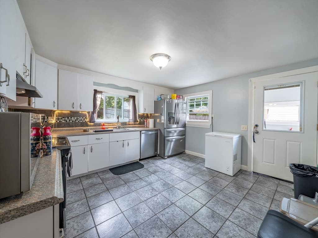 176 Reservoir Ave, Revere MA 02151 photo 6