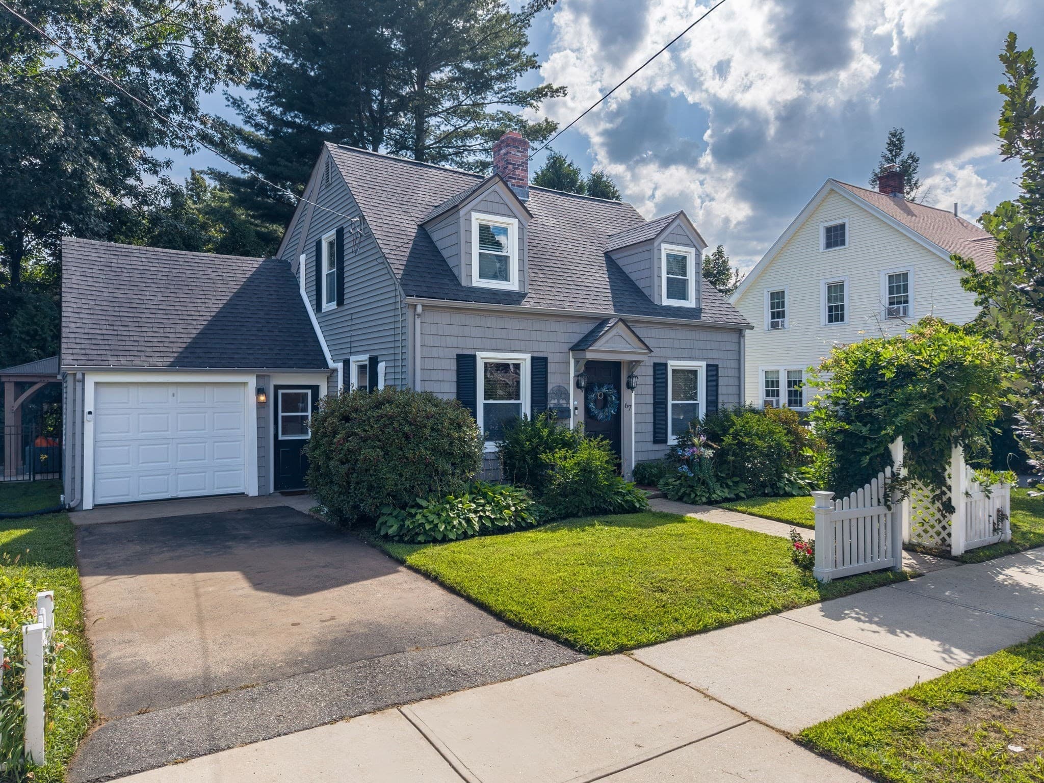 Single Family Residence at 67 Warren Ter, Longmeadow MA 01106, Longmeadow, photo 2 of 42