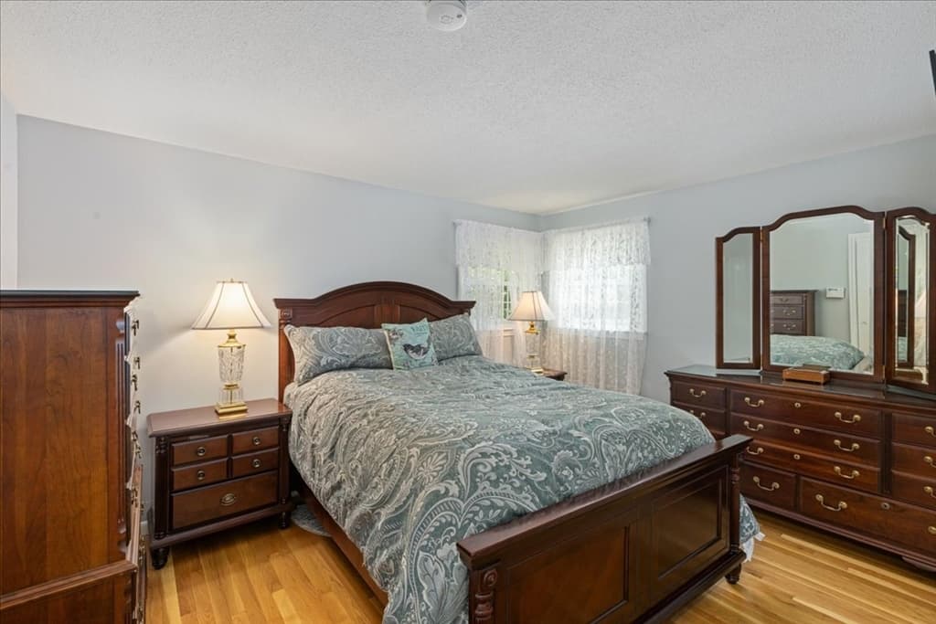40 Bradford, Tewksbury MA 01876 photo 24