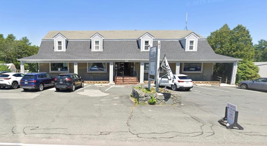 1280 Main St, Hanson MA 02341