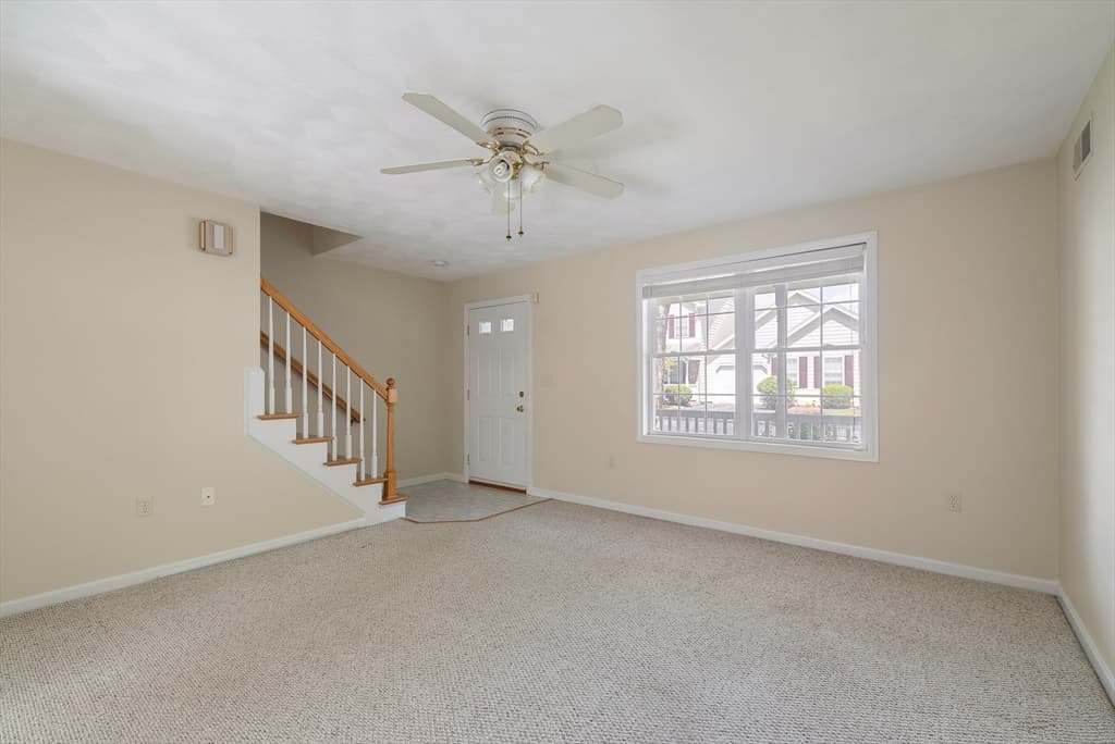 52 Birdie Ln # 52, Tewksbury MA 01876 photo 3