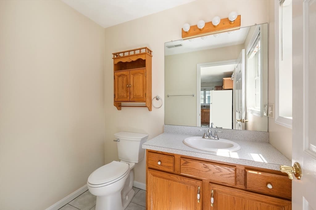 52 Birdie Ln # 52, Tewksbury MA 01876 photo 9
