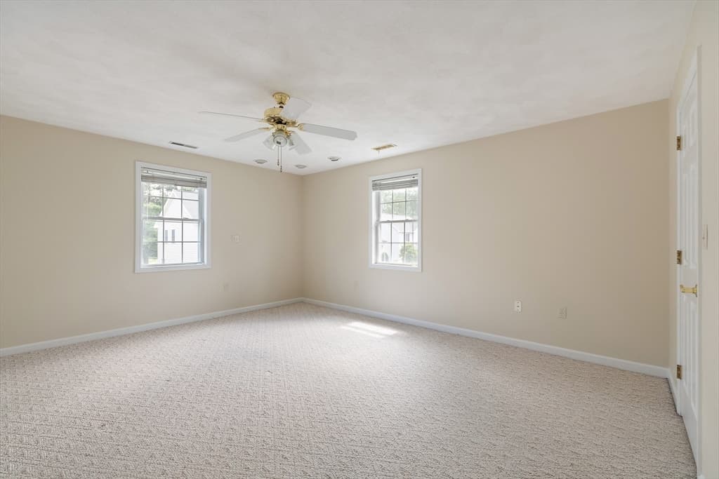 52 Birdie Ln # 52, Tewksbury MA 01876 photo 14