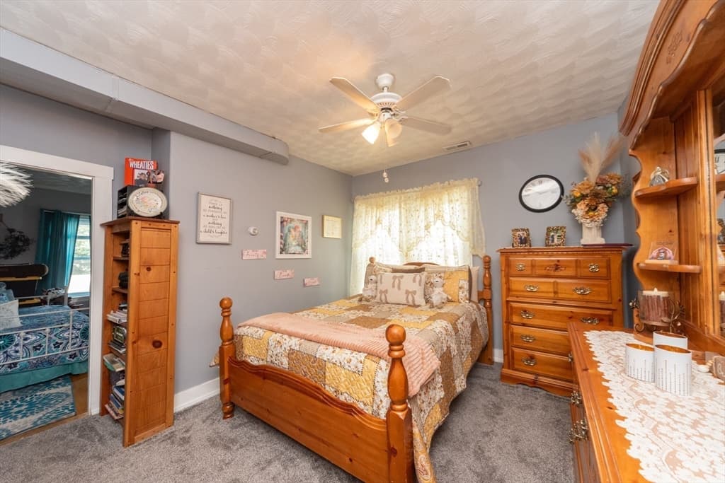 189 Oak St, Clinton MA 01510 photo 22