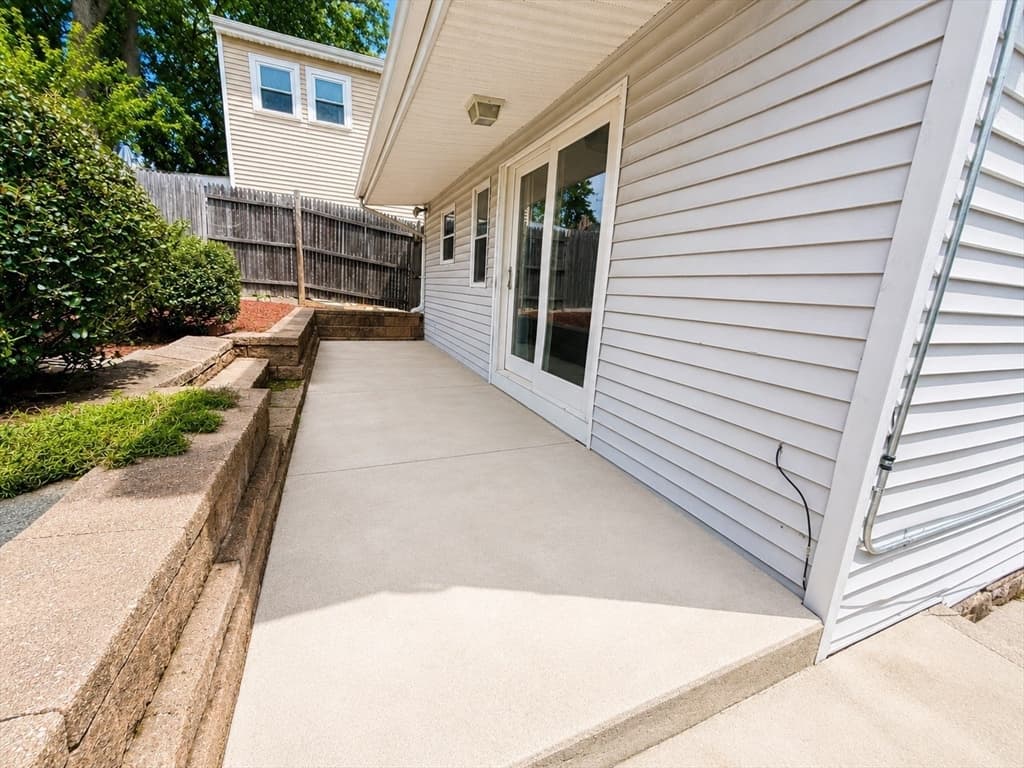 14 Newbury St, Revere MA 02151 photo 27